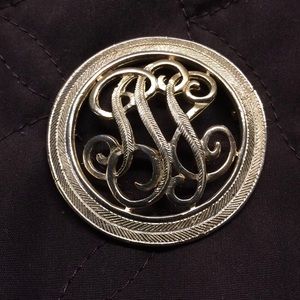 ✨Gold Tone Circle Brooch by Coro